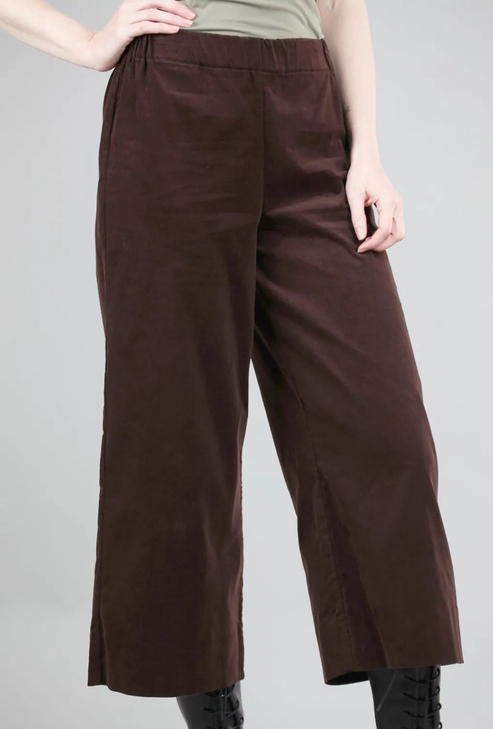 Shop Evie Lou Potti Cords, Marrone