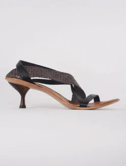 Flash Sale Evie Lou Crossing Heels, Black/Fresa