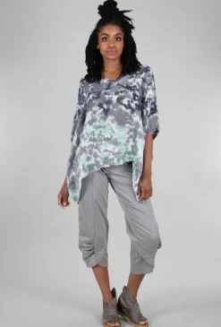 Flash Sale Evie Lou Linen Smoosh Dye Vee Top, Gray/Mint