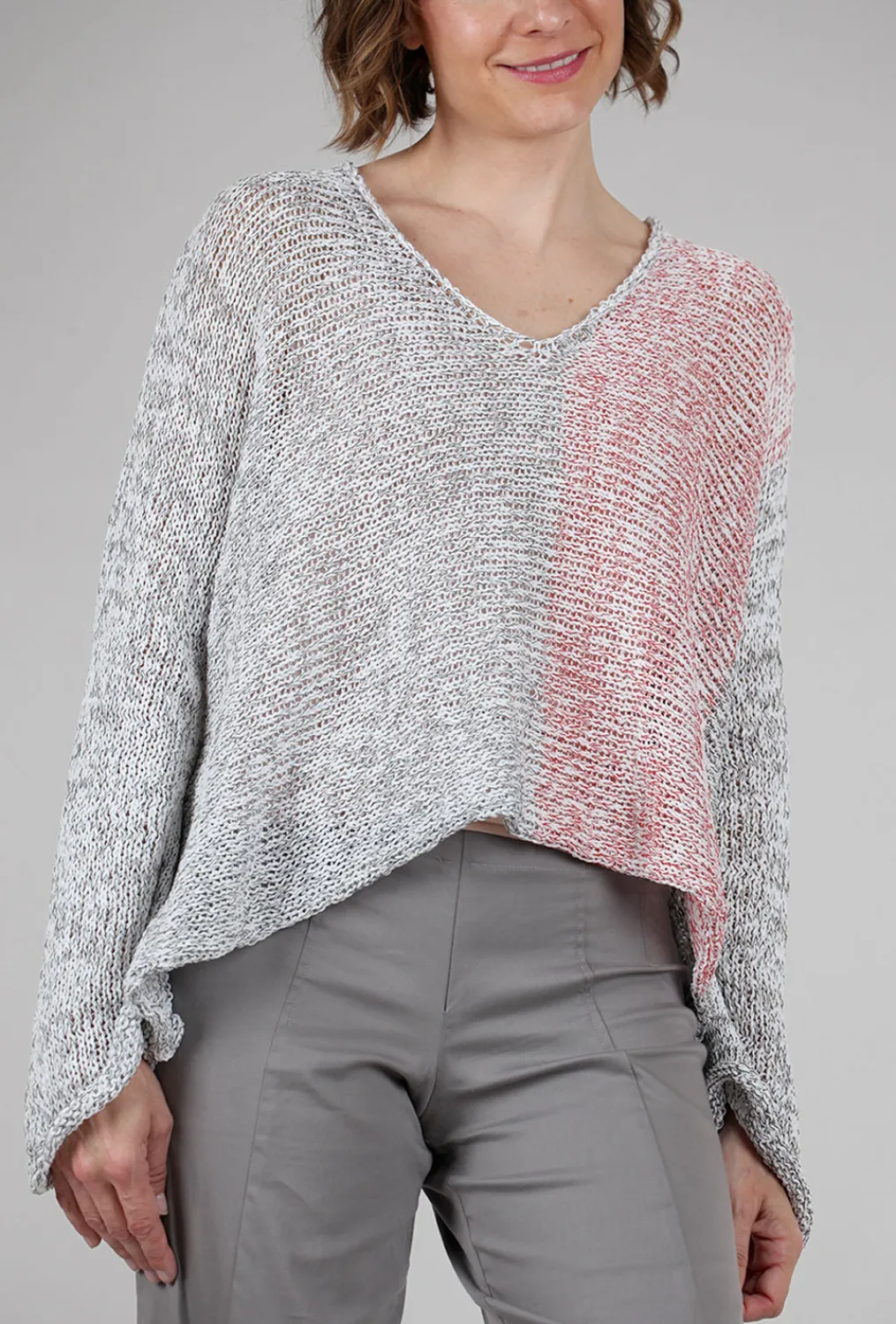New Evie Lou Mixed Knits Vee Pullover, Gray/Red Mix
