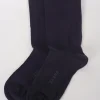 Outlet Evie Lou Rose Crew Socks, Solid Black