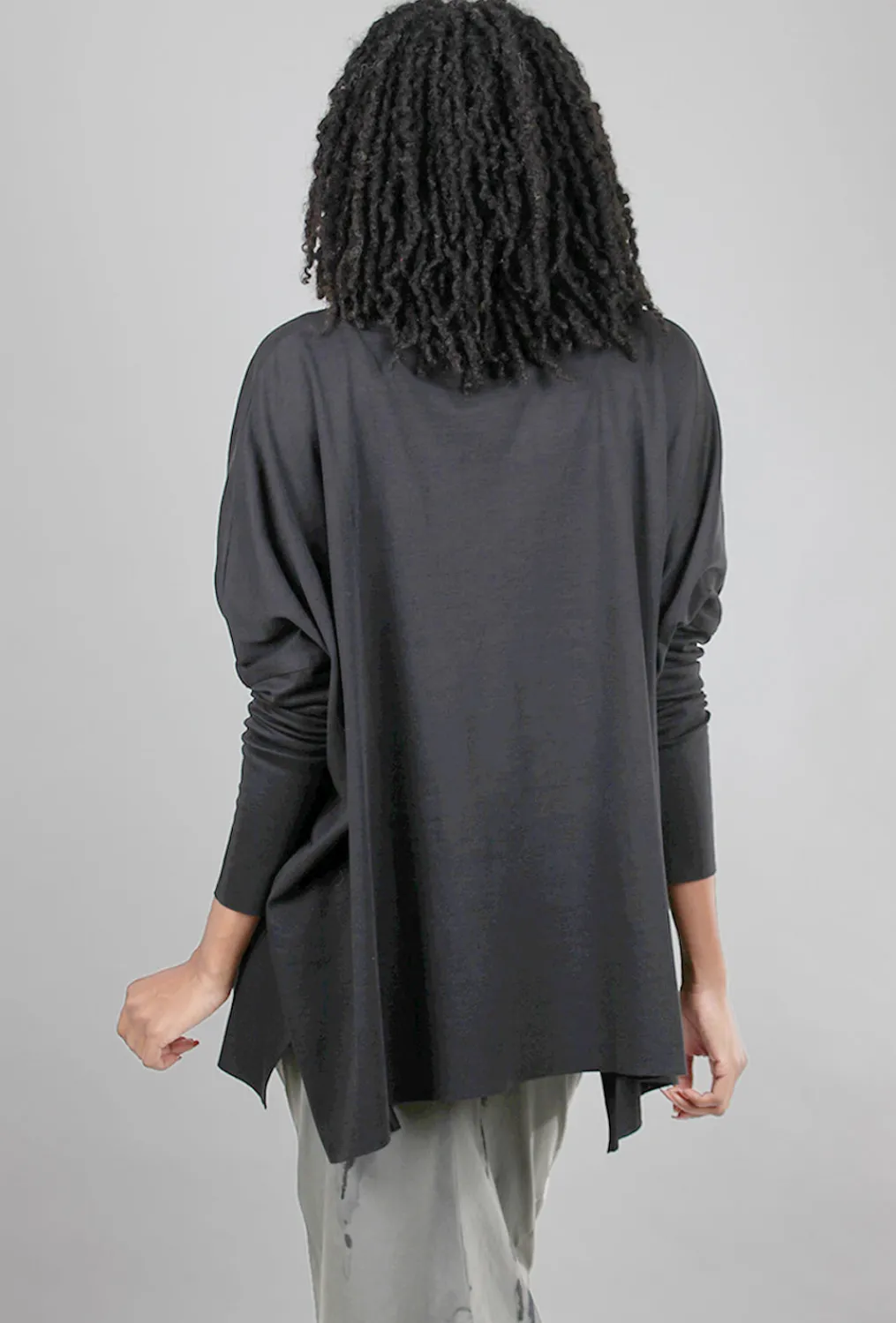 New Evie Lou Signature Crew Swing Tee, Black