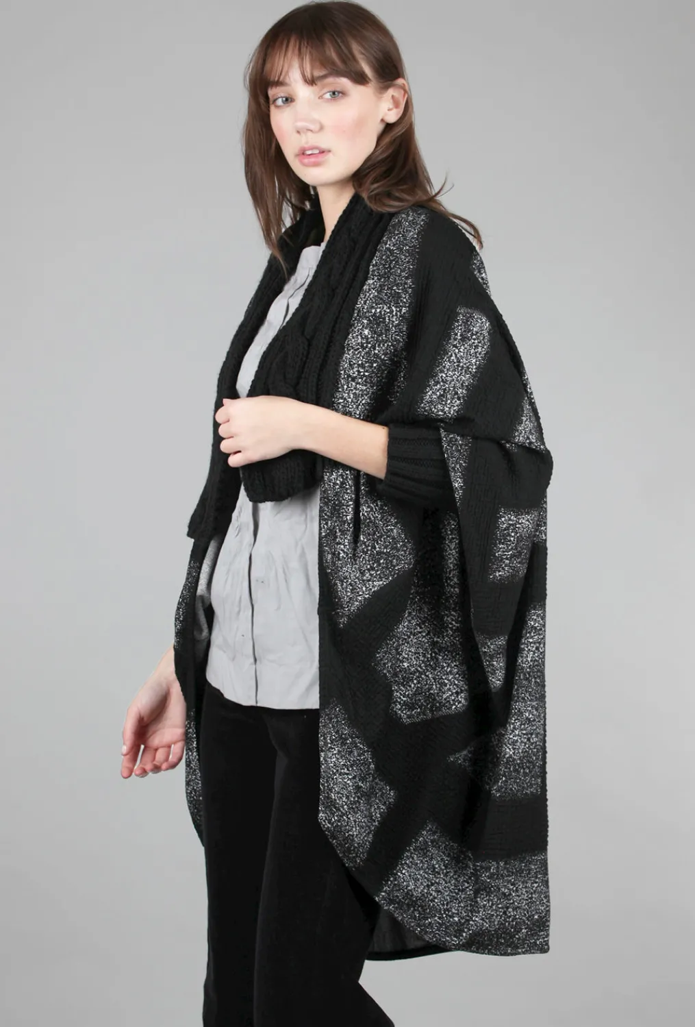 Flash Sale Evie Lou Static Print Cardie, Black