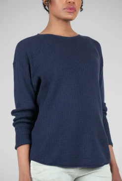 Store Evie Lou Thermal Shirttail Easy Boatneck, Navy