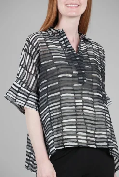 New Evie Lou Tonal Cells Top, Charcoal