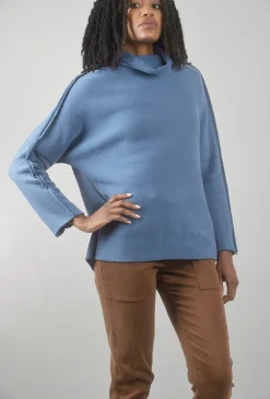 Flash Sale Evie Lou Velvet Fleece Marla Top, Blue